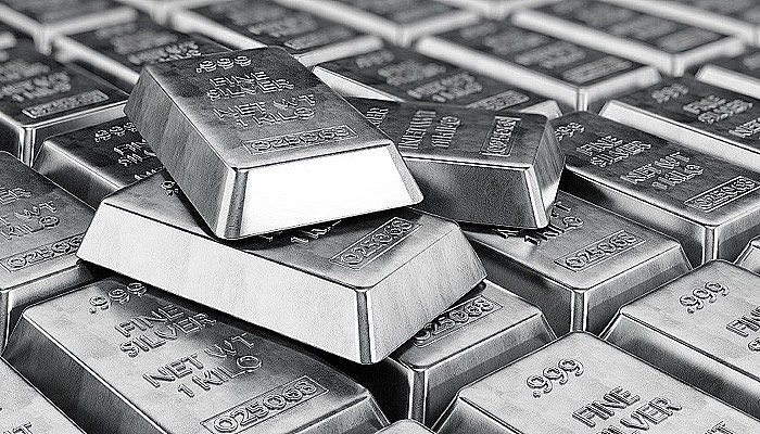 Giá kim loại hôm nay 9/7: Vàng, bạc đồng loạt giảm, giá thép tiếp tục chịu áp lực